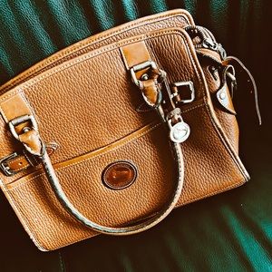 Dooney & Bourke purse